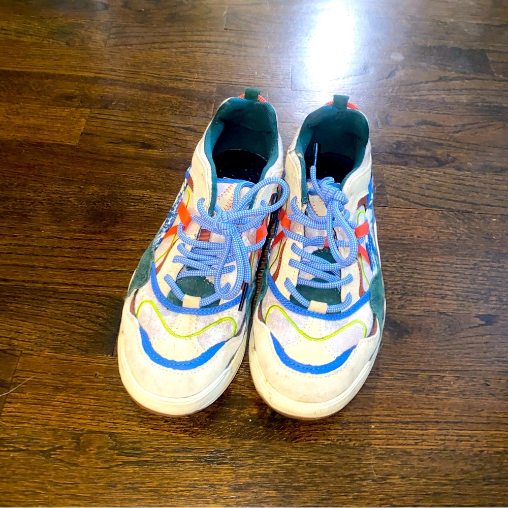 Limited edition Vans